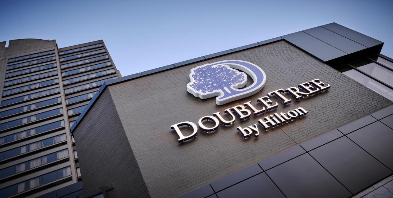 Doubletree By Hilton Windsor, On Hotel Екстериор снимка